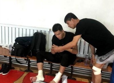 休假手癢癢了！郭艾倫回老家打野球 與父親同場競技引爆網(wǎng)絡(luò)